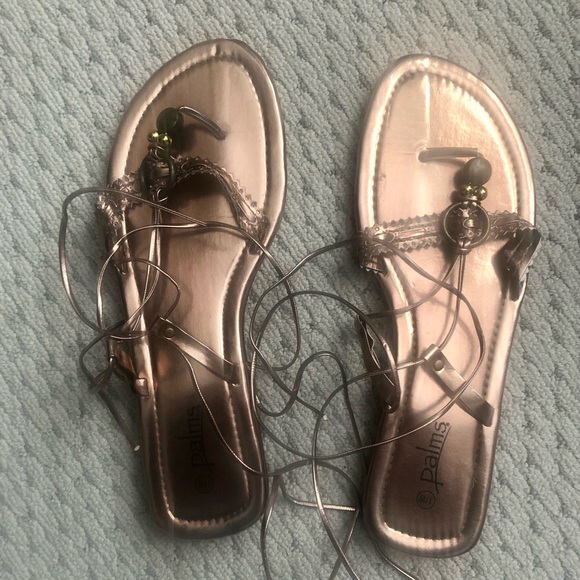 Women’s Tie Leg Design Strappy Sandal - Picture 2 of 5